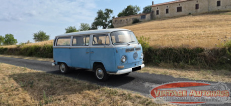 VOLKSWAGEN COMBI DELUXE