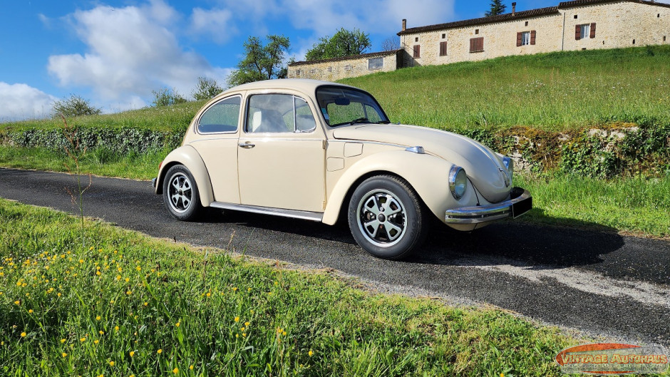 Coccinelles 1302 Rouges Biton VOLKSWAGEN COCCINELLE 1302 - Cars for Sale