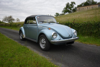 VOLKSWAGEN COCCINELLE CABRIOLET  