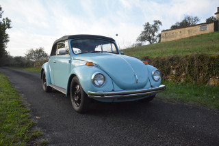 VOLKSWAGEN COCCINELLE CABRIOLET  