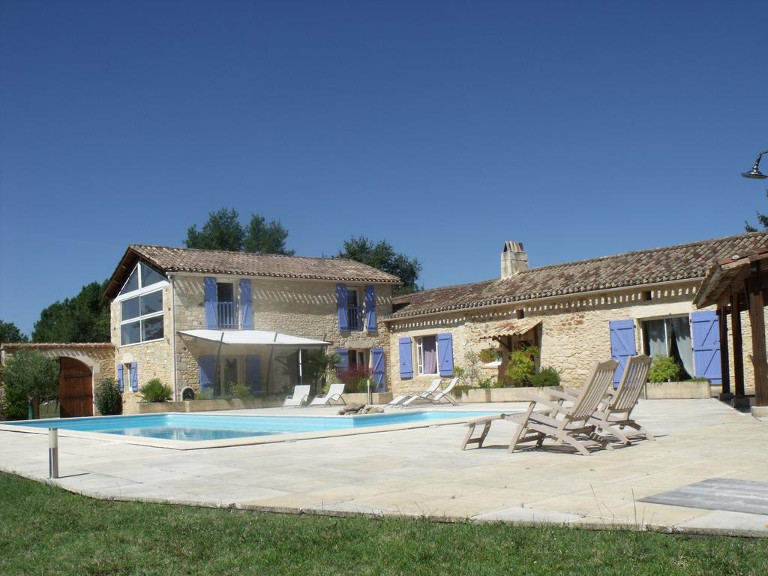 G&icirc;te Aux Blanches Pierres recommandé par Vintage Autohaus